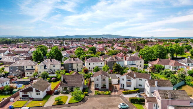 3 bed property, in Westbourne Gardens, £225,000