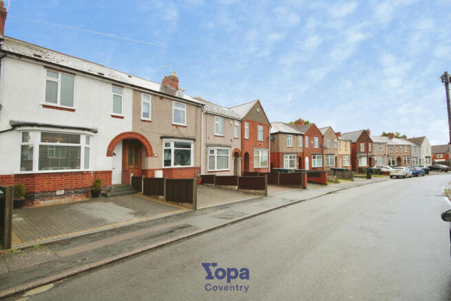 3 bed property, in Tackford Road, £220,000