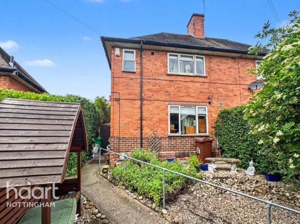 3 bed property, in Ipswich Circus, £180,000