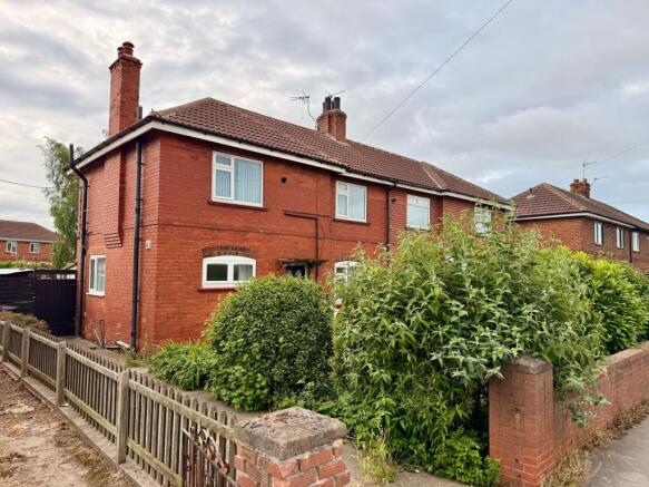 3 bed property, in Droversdale Road, £85,000
