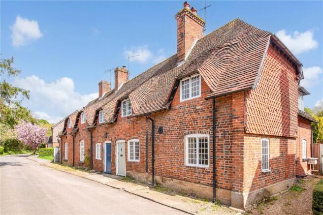 3 bed property, in Port Lane, £425,000