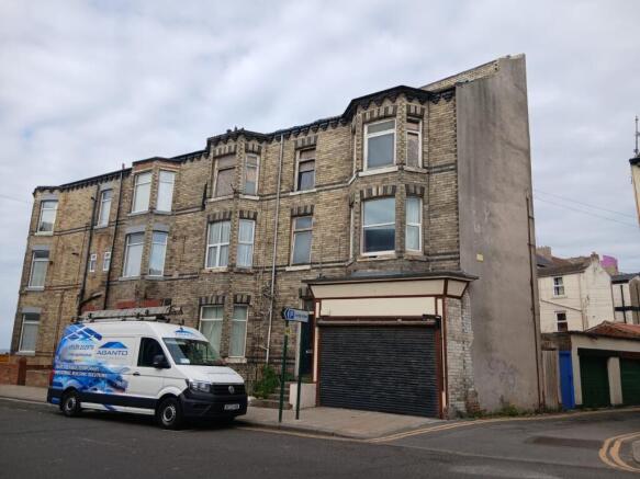 1 bed property, in Flat 1, £15,000