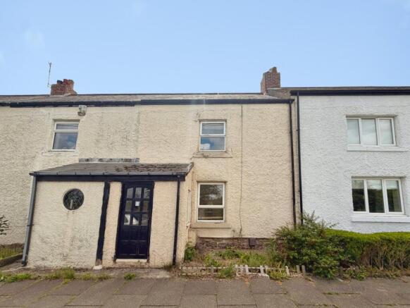2 bed property, in Bradley Cottages, £55,000