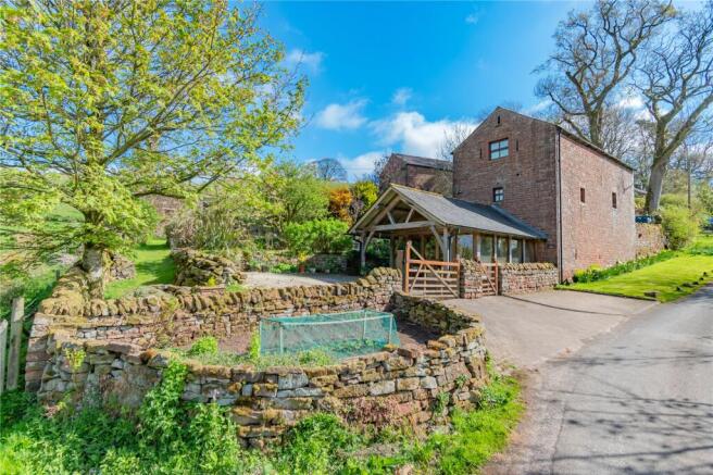 3 bed property, in The Granary, £495,000