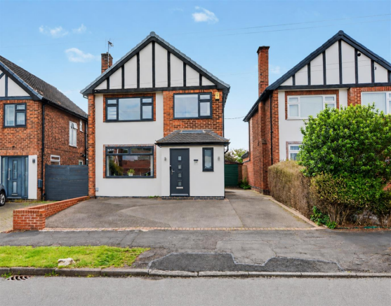 3 bed property, in Lancaster Avenue, £340,000