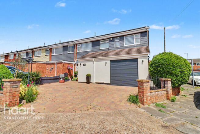 5 bed property, in Howell Road, £500,000