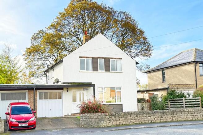 3 bed property, in Station Lane, £350,000