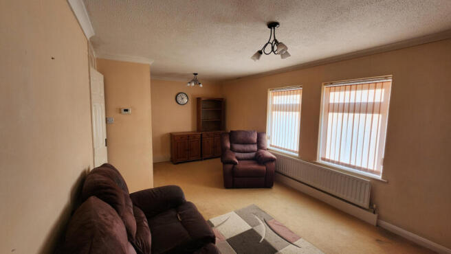 1 bed property, in Lucerne Court, £75,000