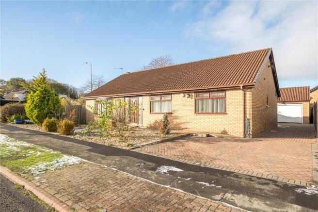 3 bed property, in Low Green, £385,000