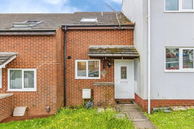 1 bed property, in Glebeland Way, £130,000