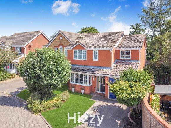 4 bed property, in Jordayn Rise, £325,000