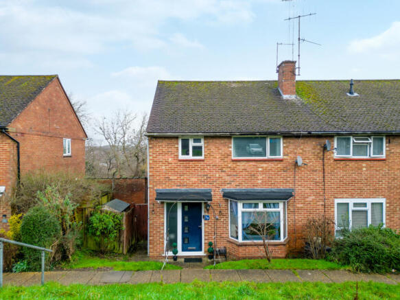 3 bed property, in Cobb Road, £475,000