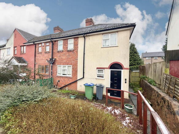 3 bed property, in Willow Drive, £159,500