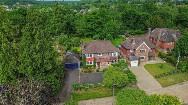 4 bed property, in Wickham Way, £950,000