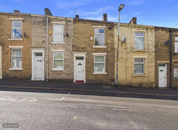 3 bed property, in Kay Street, £115,000