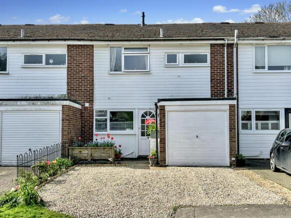 3 bed property, in Barnmead, £460,000