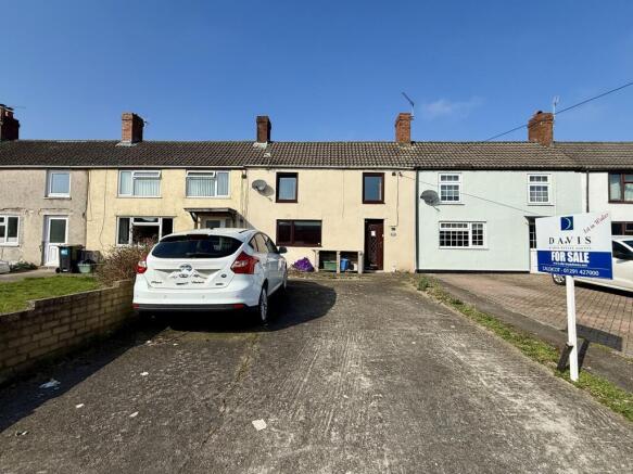 2 bed property, in Newport Road, £209,950