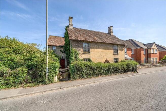 3 bed property, in Oxford Road, £500,000