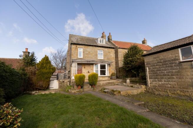 3 bed property, in Alderlea, £335,000