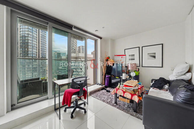 Studio, in Pan Peninsula, £285,000