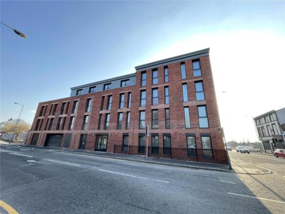 1 bed property, in Derby Court, £85,000
