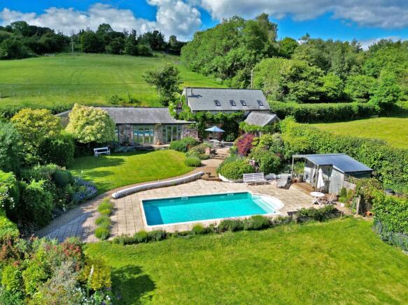 4 bed property, in Daccombe, £950,000
