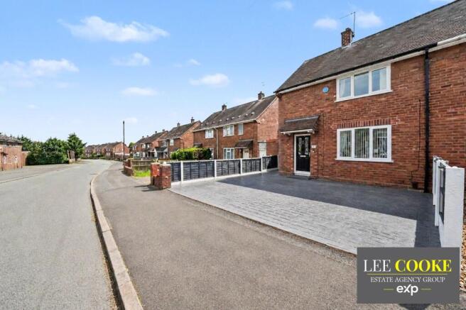2 bed property, in Snape Road, £205,000