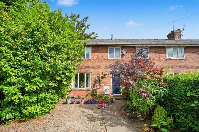 3 bed property, in St. Andrews Street, £275,000