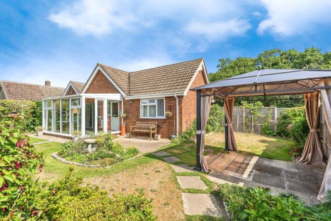 3 bed property, in Saxon Road, £385,000