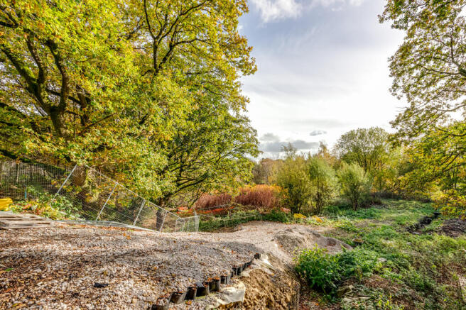 Land, in Land To The South Of, £850,000