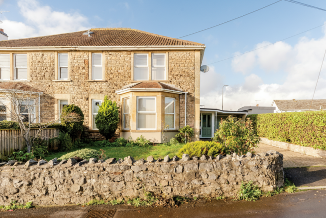 4 bed property, in Church Road, £575,000