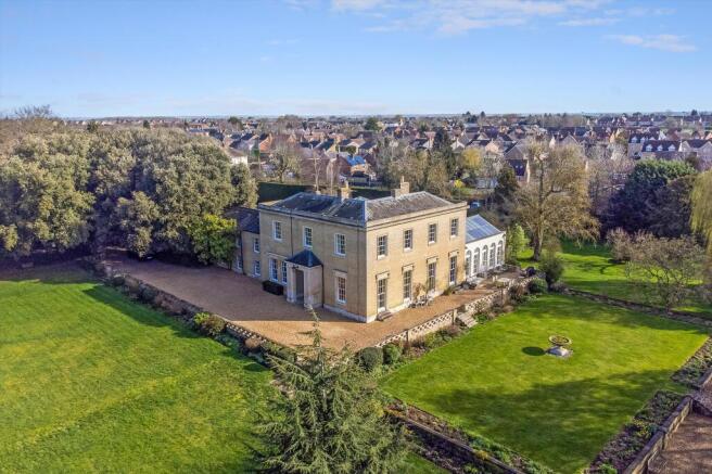 6 bed property, in Church Road, £2,500,000