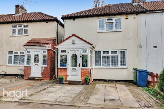 4 bed property, in Church Lane, £525,000