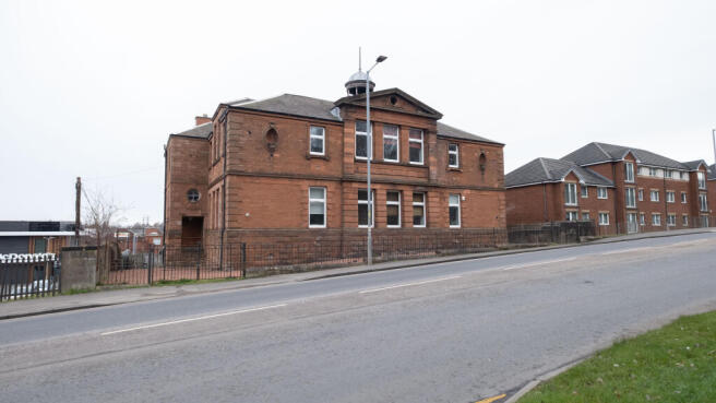 1 bed property, in Cowie Place, £88,000