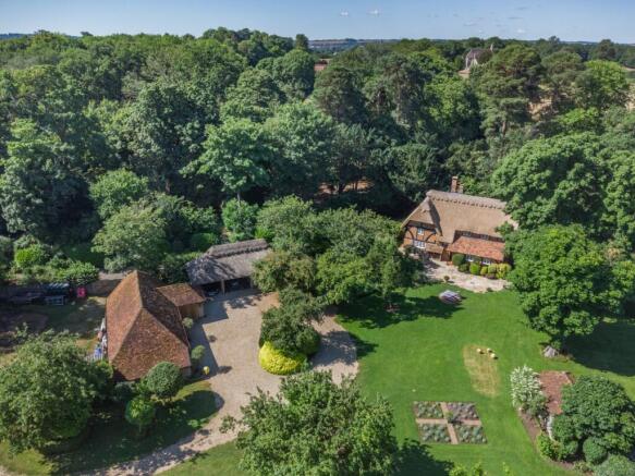 2 bed property, in Sutton Park, £1,595,000