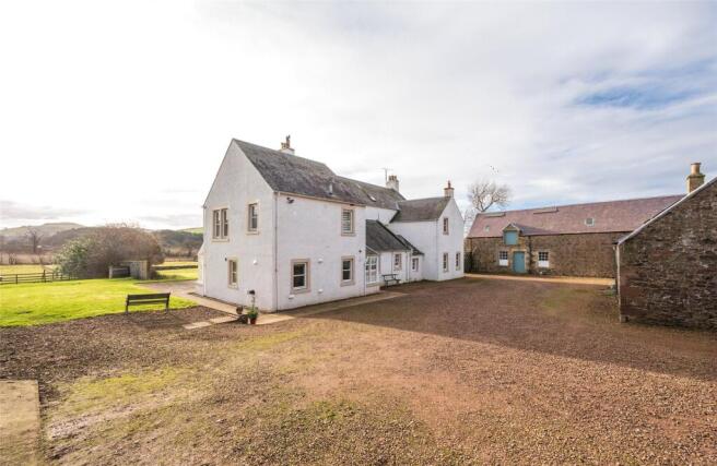 7 bed property, in Linton Burnfoot Farm, £925,000
