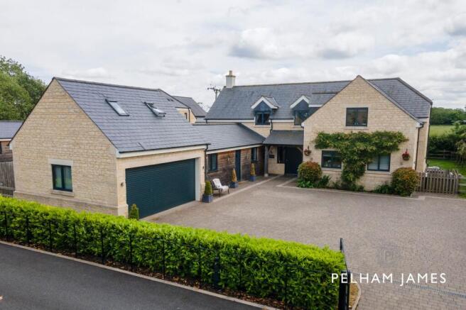 5 bed property, in 8 Cold Overton Road, £1,100,000