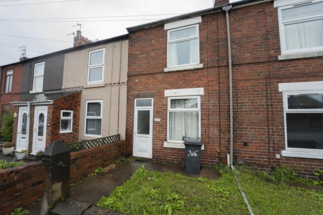 2 bed property, in Derby Road, £110,000