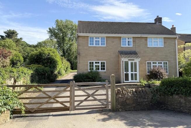 4 bed property, in Compton Road, £580,000