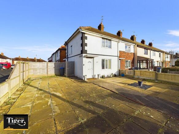 2 bed property, in Mansfield Road, £115,000