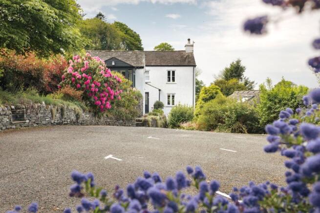 6 bed property, in How Head Cottage, £1,400,000