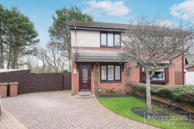 2 bed property, in Allan Place, £145,000