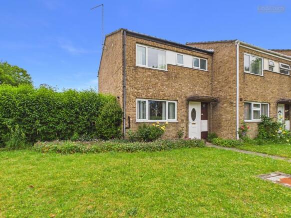 3 bed property, in Deerleap, £215,000
