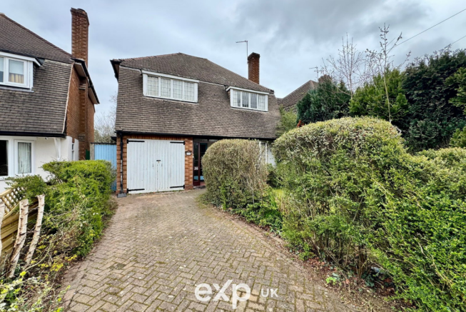 3 bed property, in St. Gerards Road, £475,000