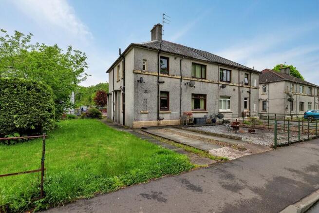 2 bed property, in Kirkland Road, £50,000