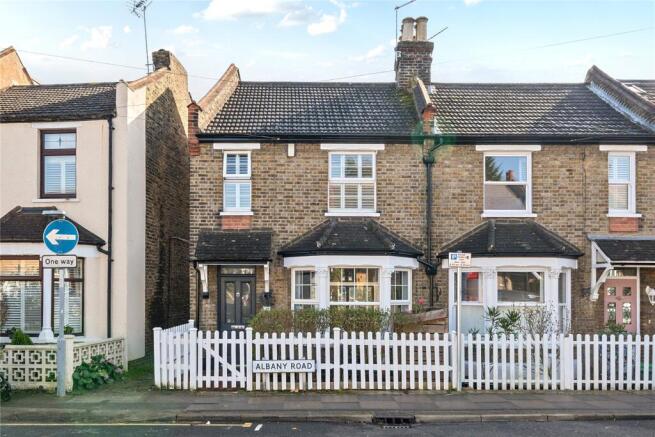 2 bed property, in Albany Road, £635,000