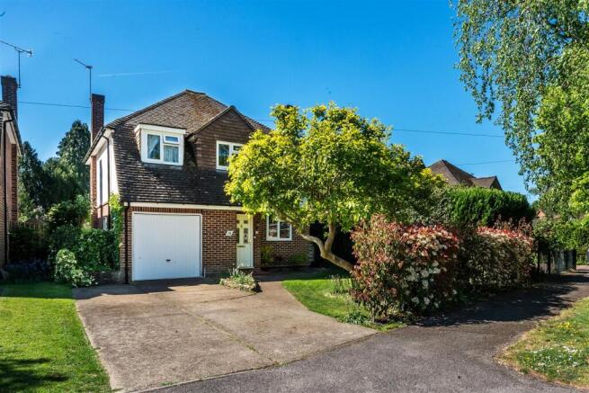 3 bed property, in Cannon Way, £695,000