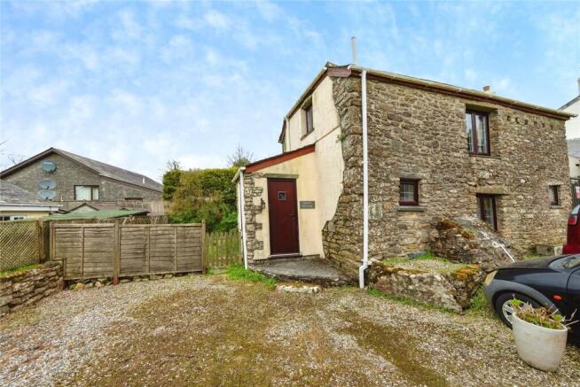 1 bed property, in Advent, £240,000
