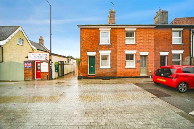 3 bed property, in Kings Road, £210,000