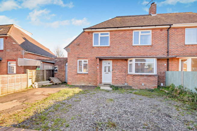 2 bed property, in Deacon Road, £300,000